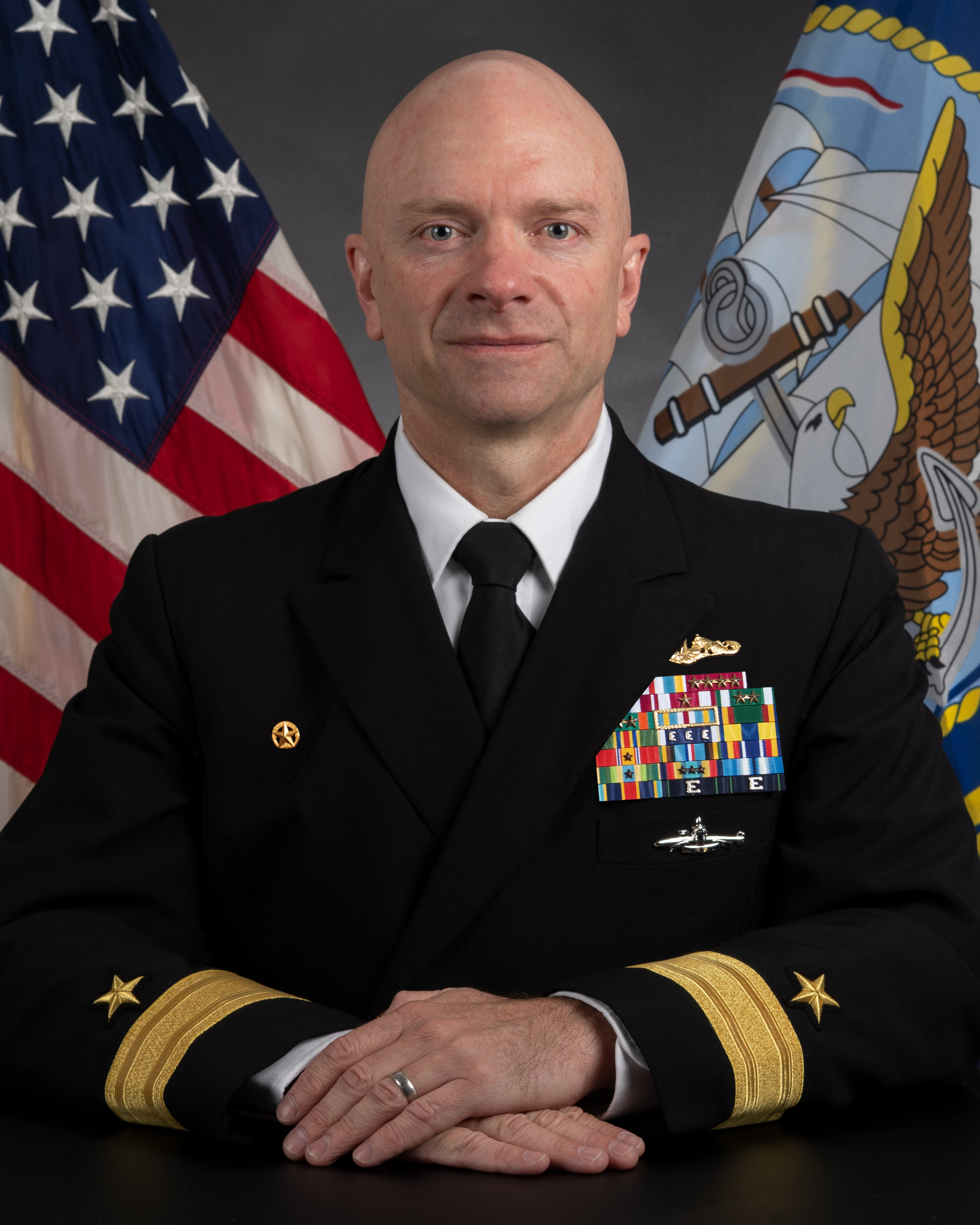CSG 10 Commander CSG 10 Commander